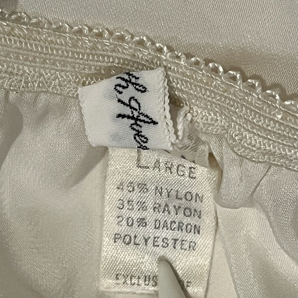 Saks Fifth Avenue Ivory Slip - Picture 4 of 9